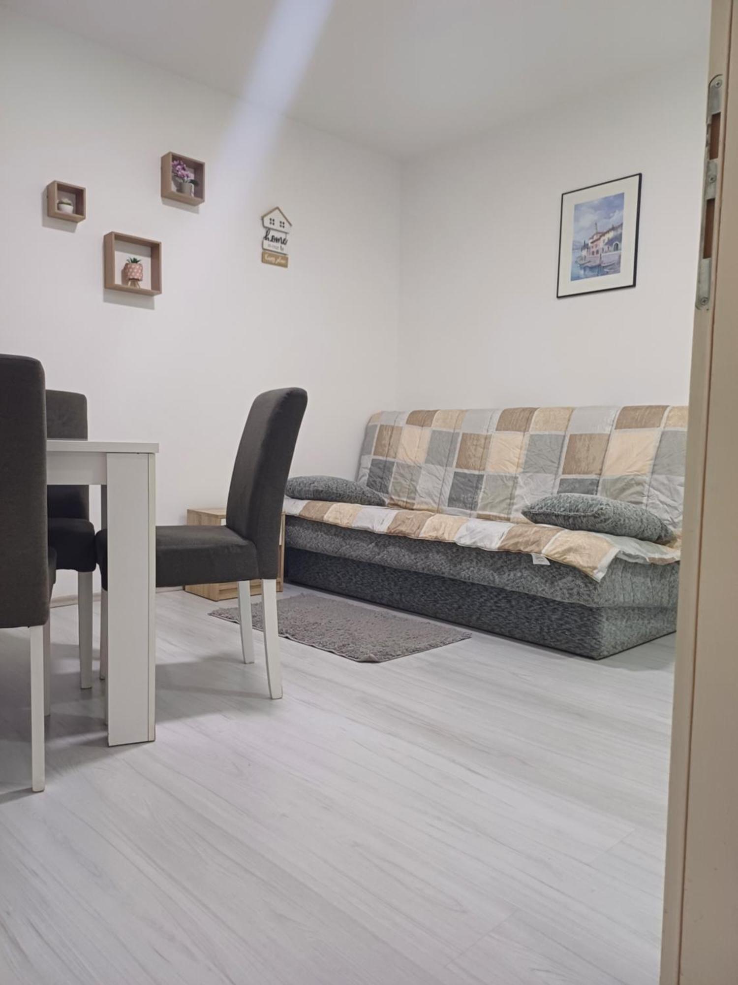 Apartman “Sanja” Πίροτ Εξωτερικό φωτογραφία